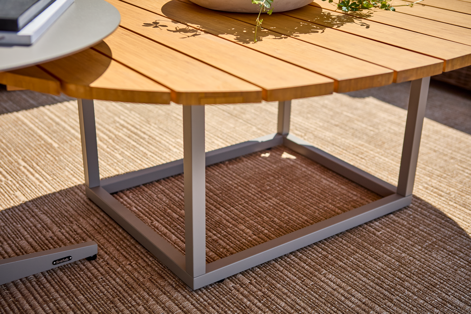 Olive Loungetisch Khaki/Bamboo