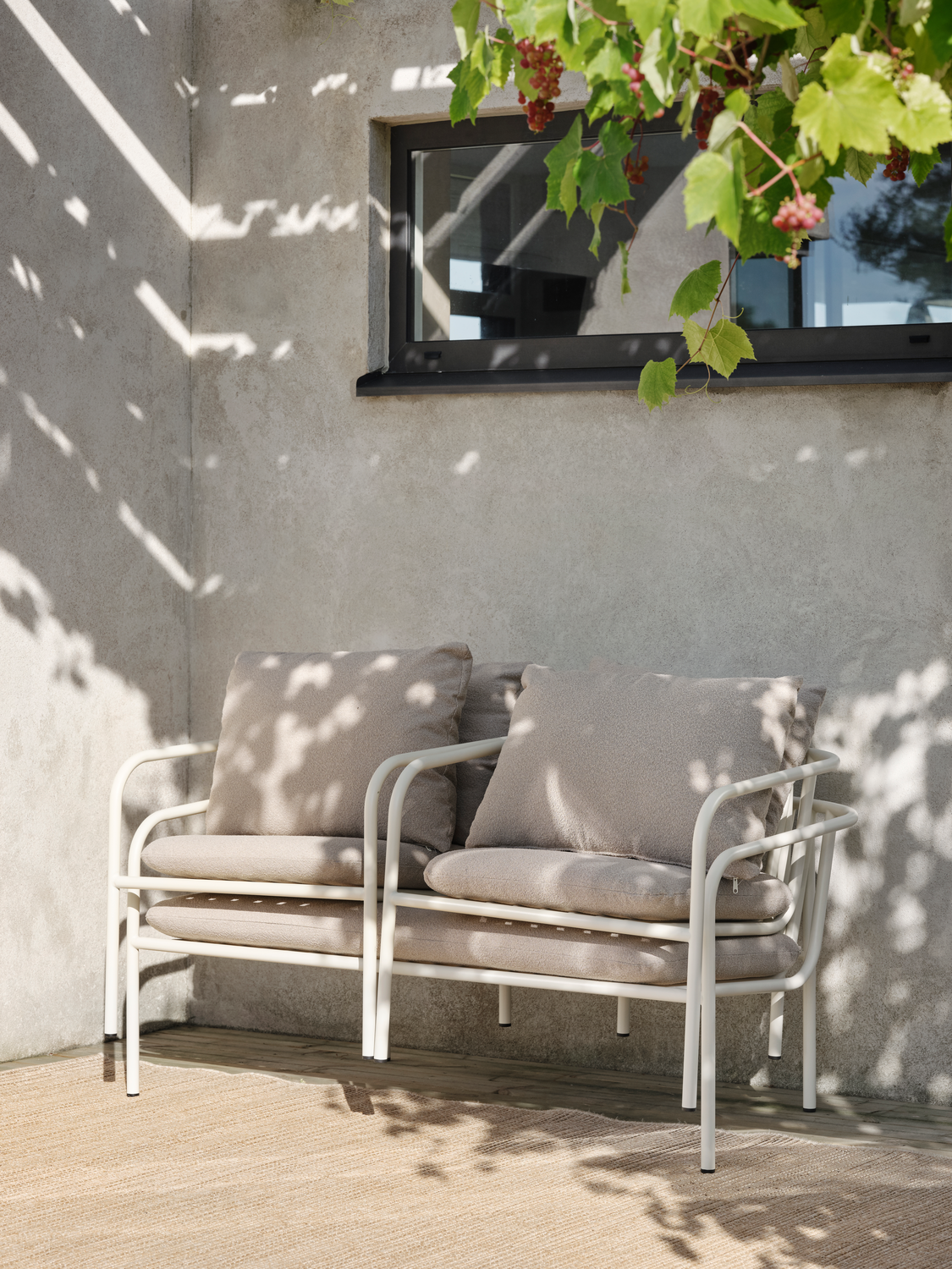 Bendt Sessel Pearl White/Teddy Beige