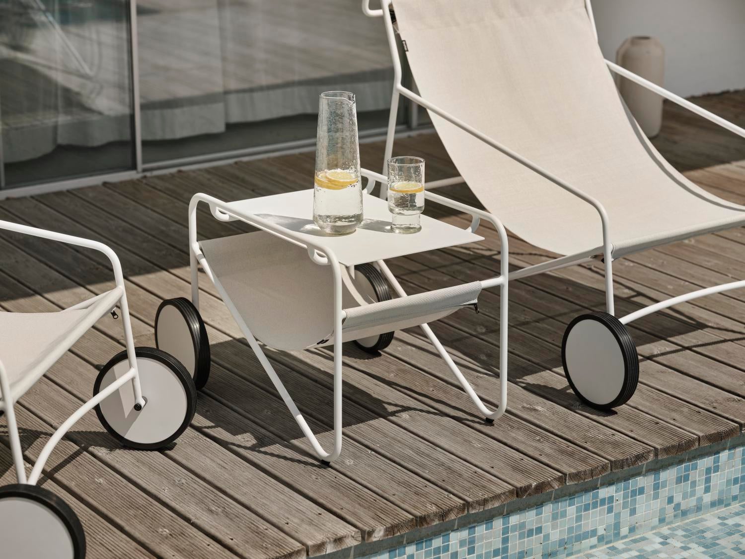 Poul Chair Loungesessel White_Offwhite