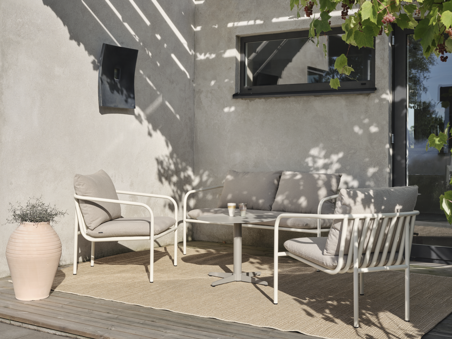 Bendt Sessel Pearl White/Teddy Beige