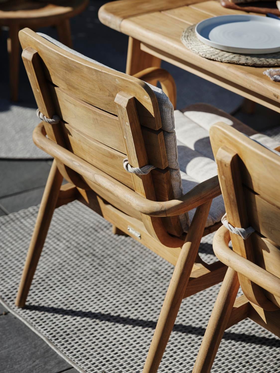 Lilja Diningsessel Natur