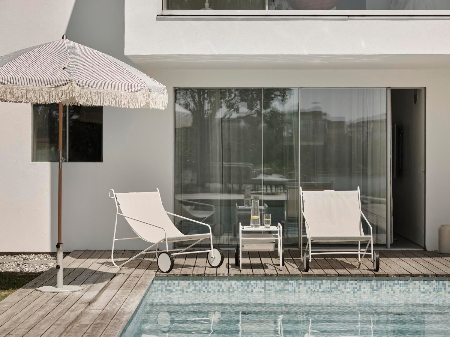 Poul Chair Loungesessel White_Offwhite