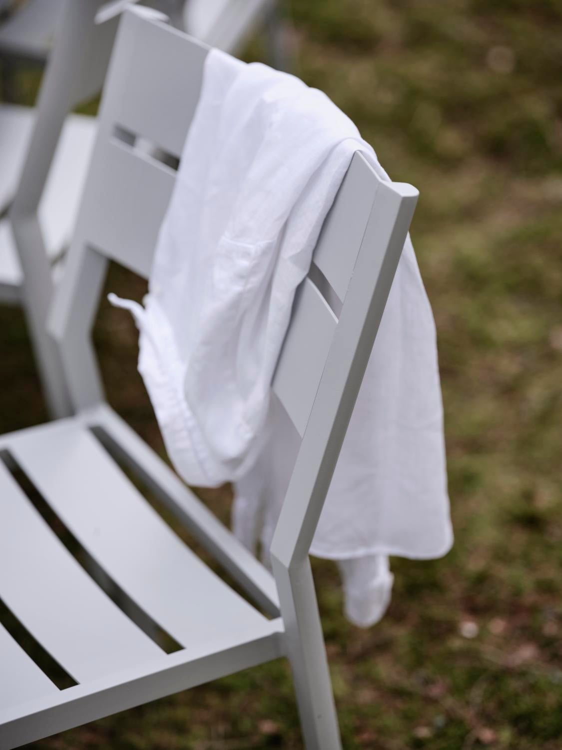 Bigby Esstisch Light Grey