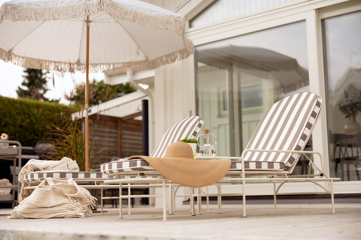 Arts Beistelltisch Soft White